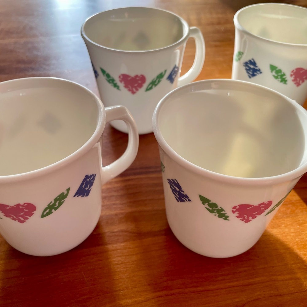Vintage - 4 Corelle mugs - "Quilt "